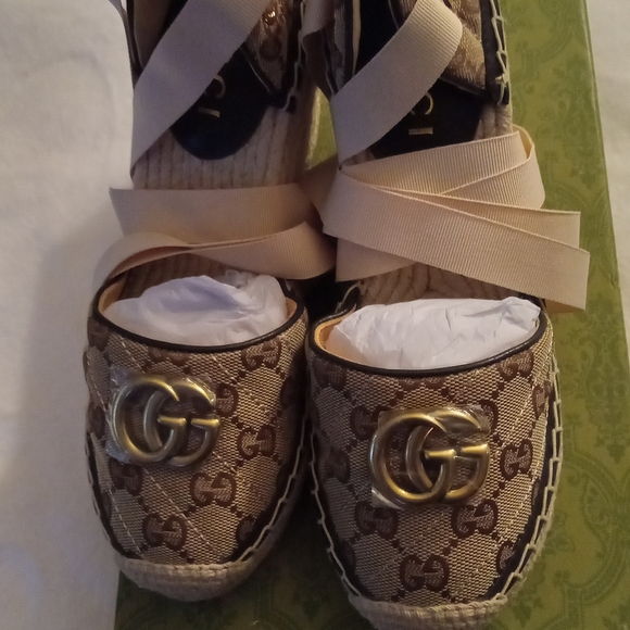 Gucci Shoes - Picture 4 of 6